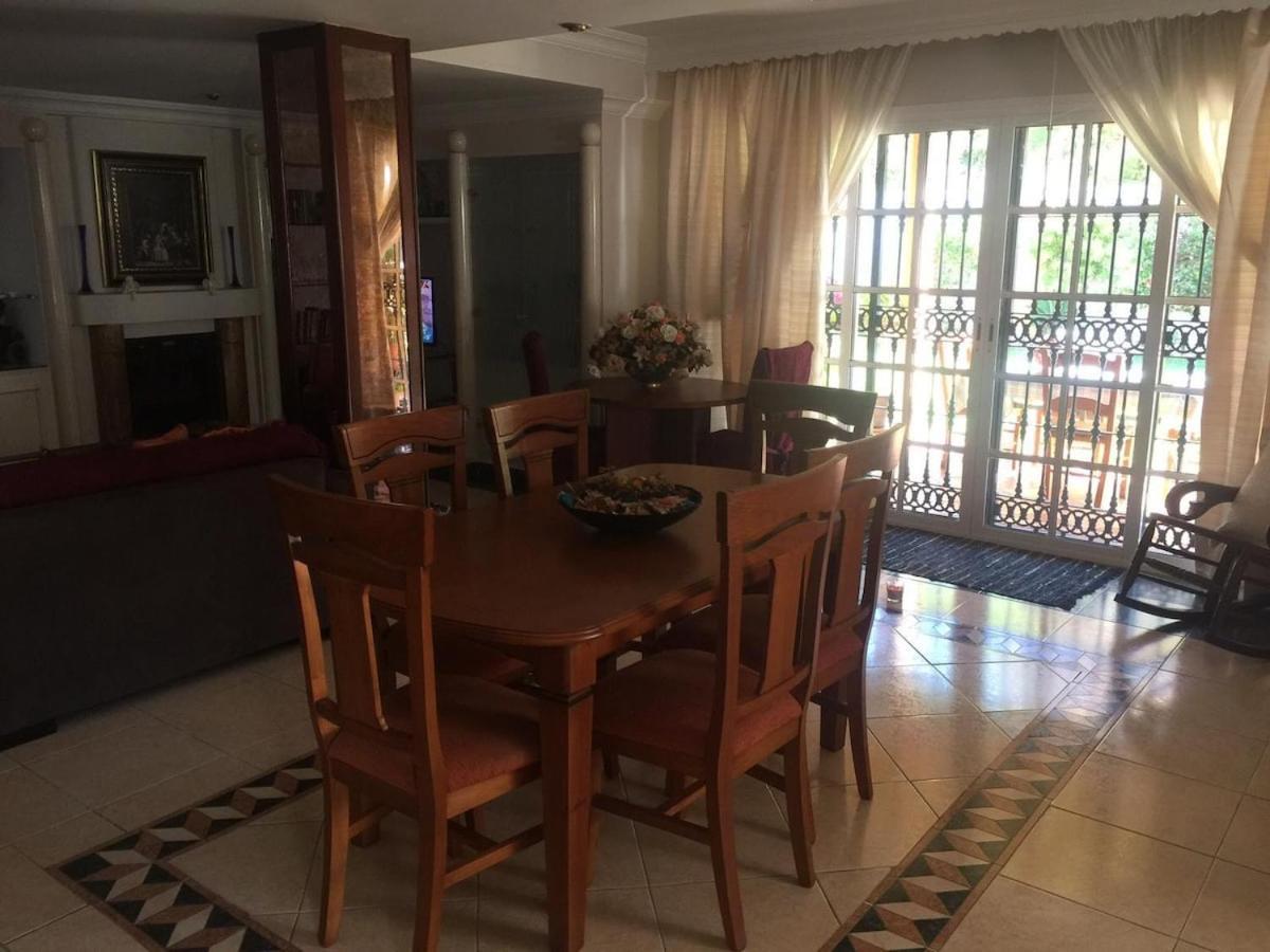 Villa Mijas With Pool 50 M Beach Fuengirola Bagian luar foto